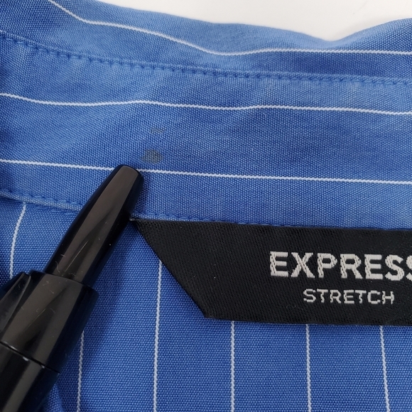 EXPRESS Blue and White PINSTRIPE BUTTON DOWN BLOUSE Women Size 9/10 - Picture 8 of 16